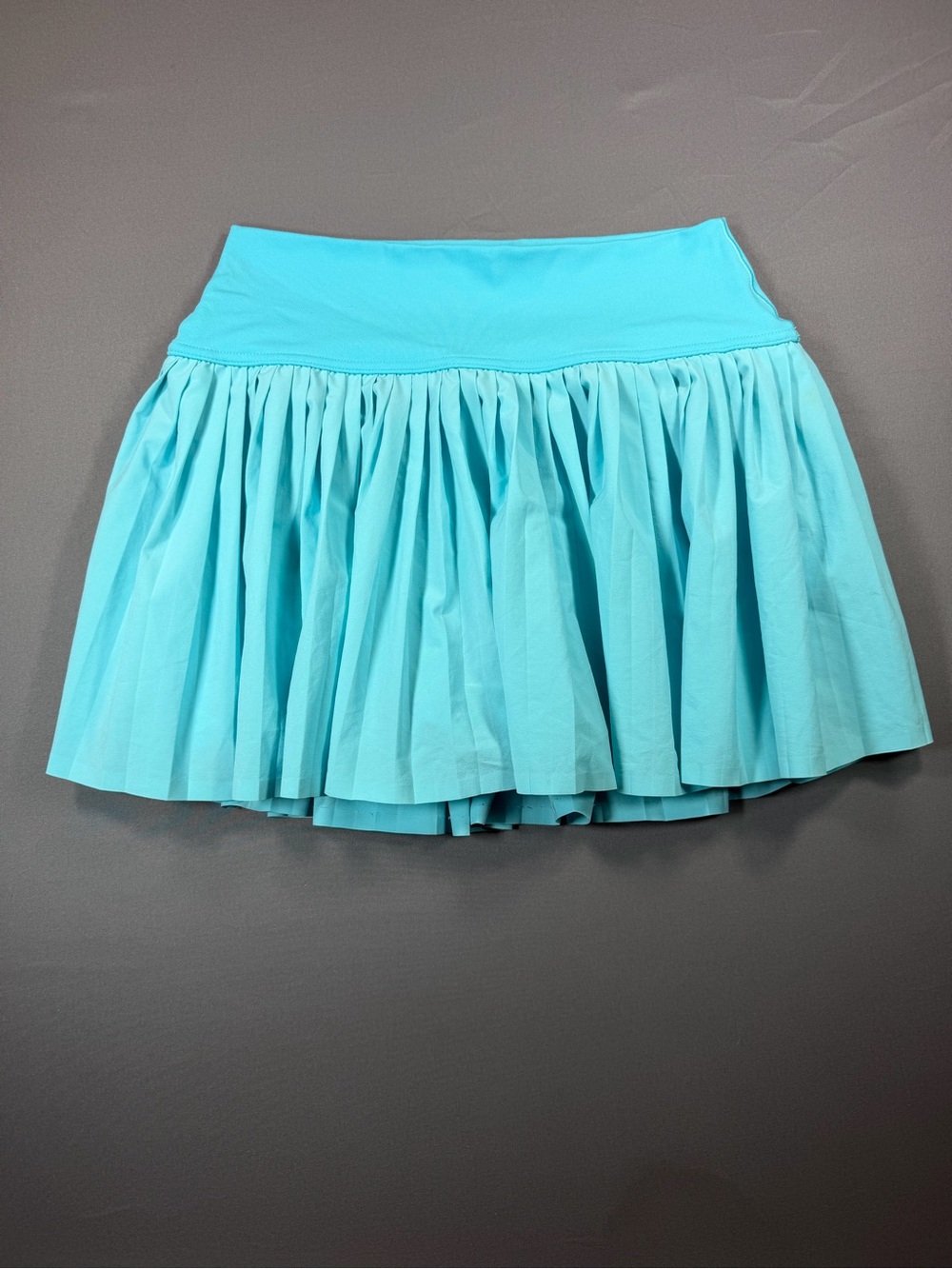 Women’s OFFLINE By Aerie Pleated Tennis Skort